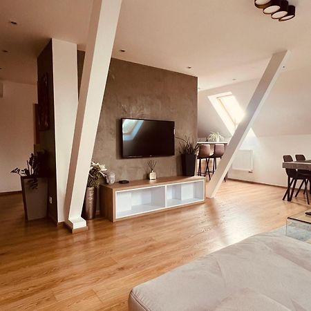 Apartman Valori - 100M2 Podebrady Exterior photo